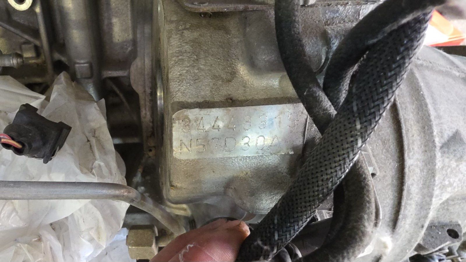 Продавам  двигател N57D30A