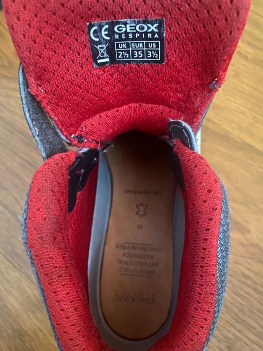 Ghete Geox marimea 35 cu lumini