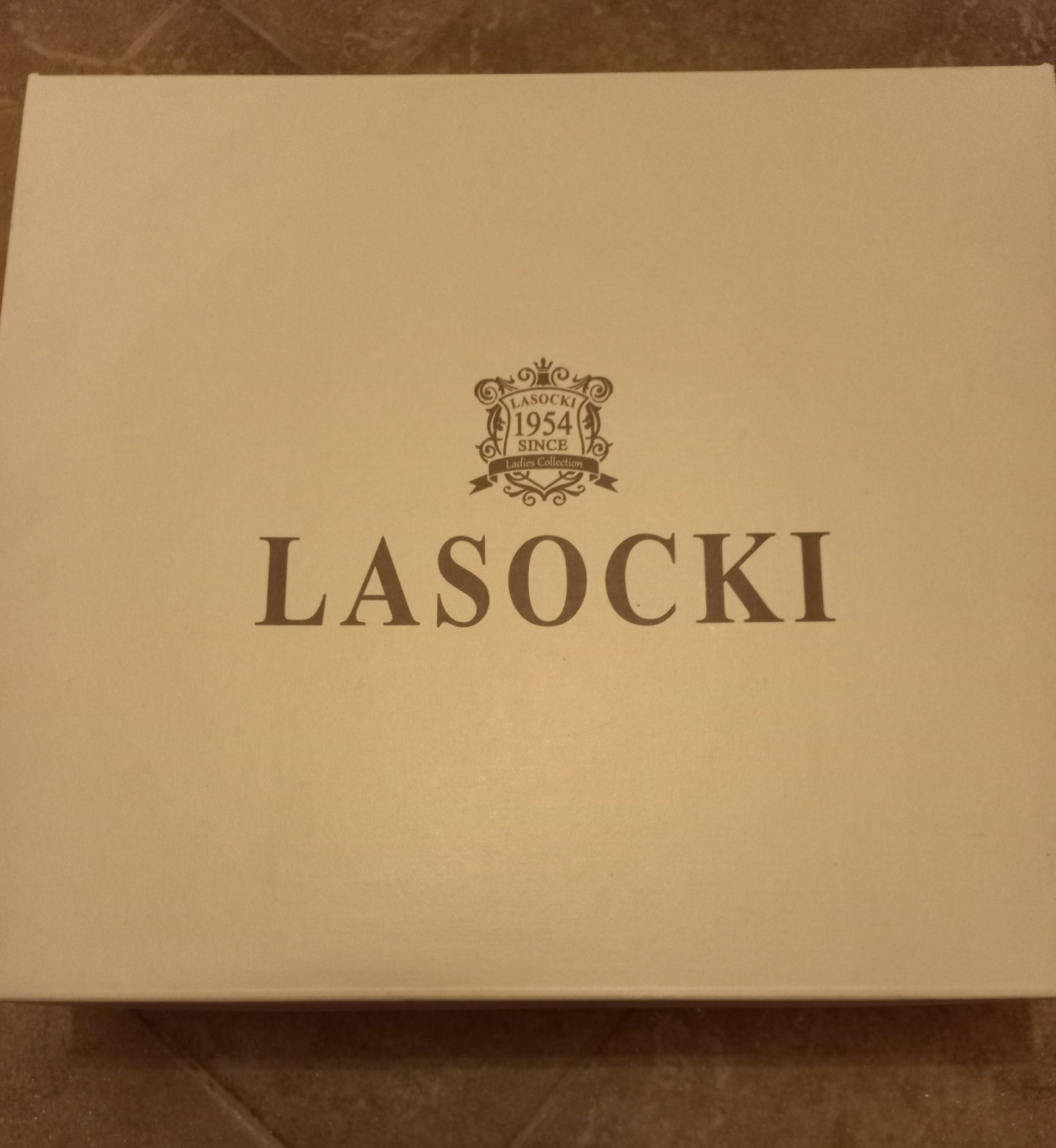 Чисто нови обувки Lasocki