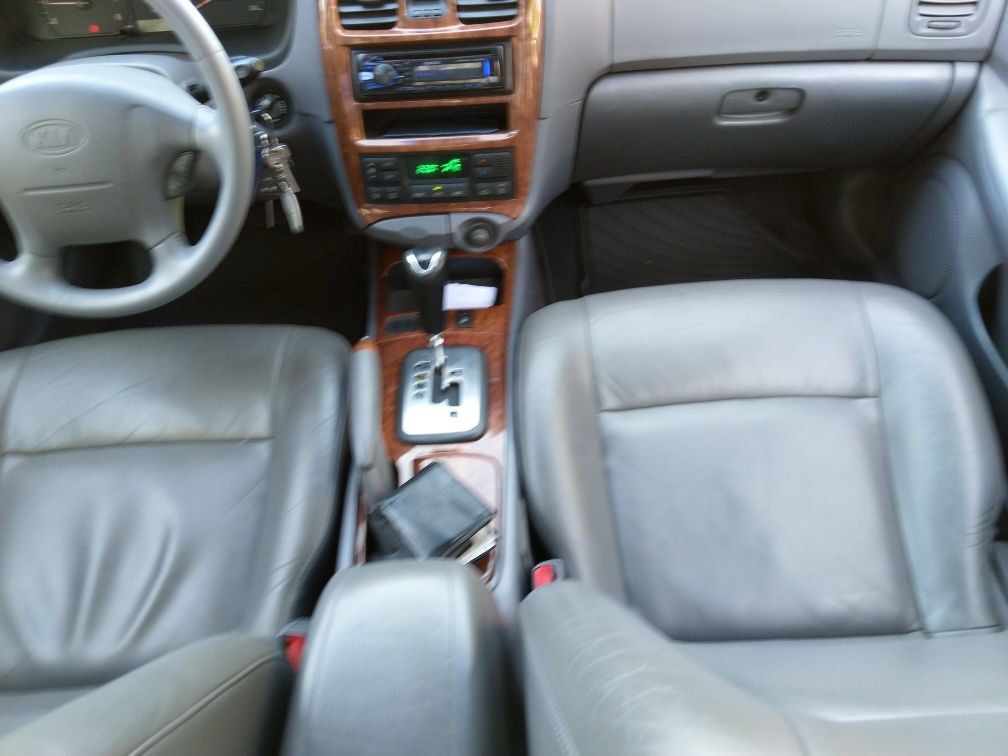 KIA Magenta 2,5 benzina automat