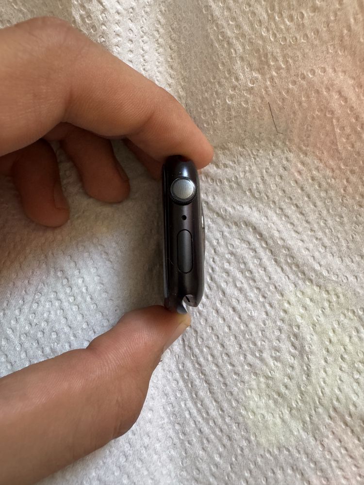 Iphone 15 pro max Natural titan + Iwatch 9 seriya 45mm ideal