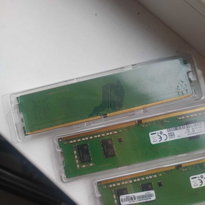 Оперативная память Samsung DDR4 2400 4x4Gb kit
