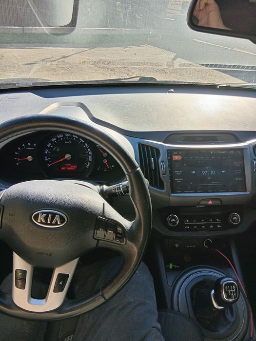 Vând autoturism Kia