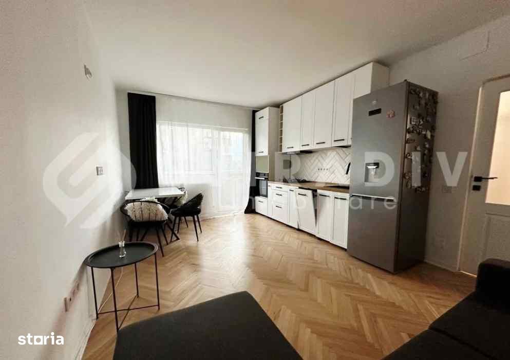 Apartament Spațios, 4 Camere + 2 Parcări – S20252