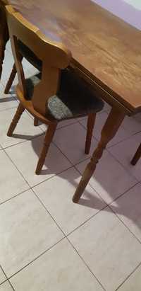 Masa cu 2 scaune din lemn masiv