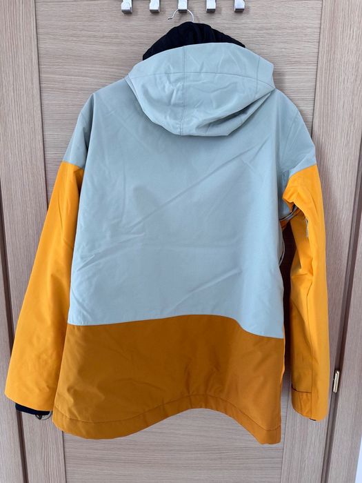 Ново дамско ски/туристическо яке Picture