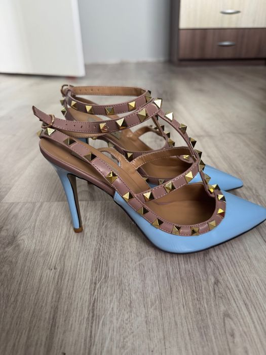 Valentino обувки на ток размер 38