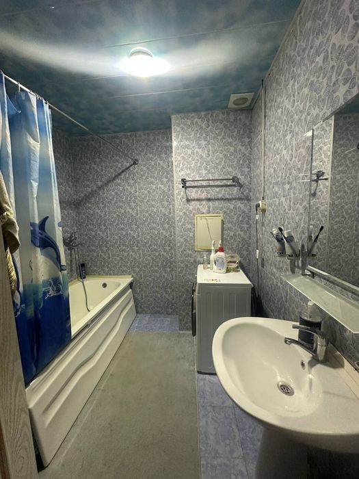 Юнусобод 13 кварталда 3 хоналик квартира сотилади 1 этажда