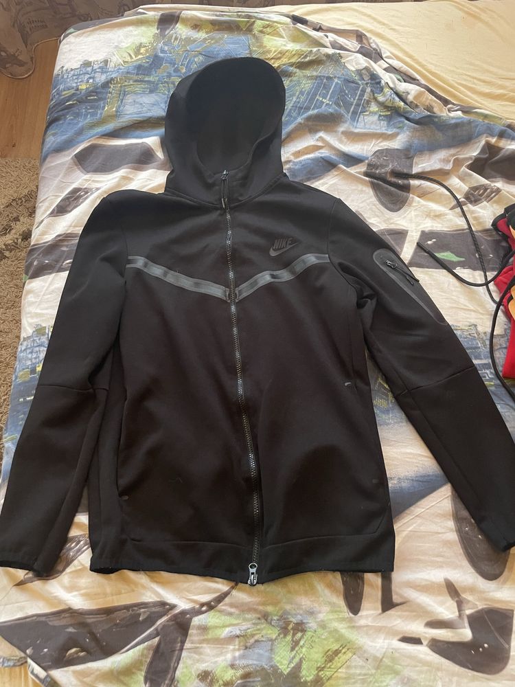 Nike tech fleece