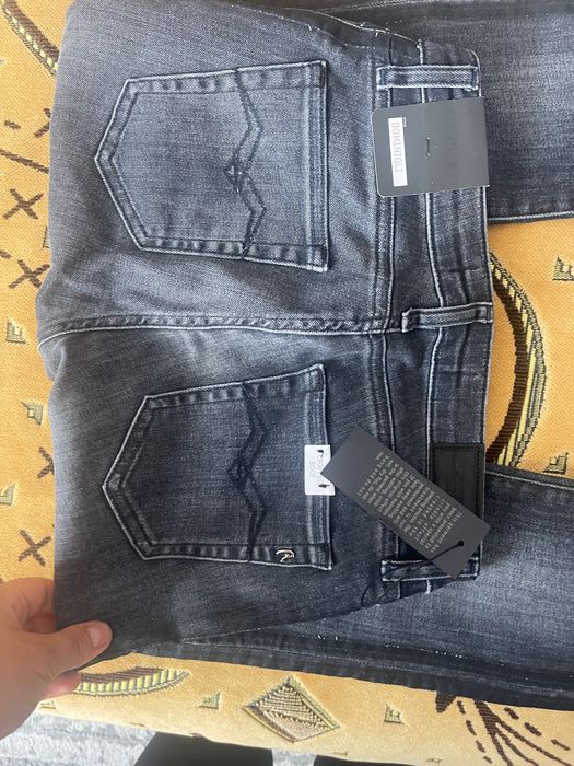 Vand blugi noi replay