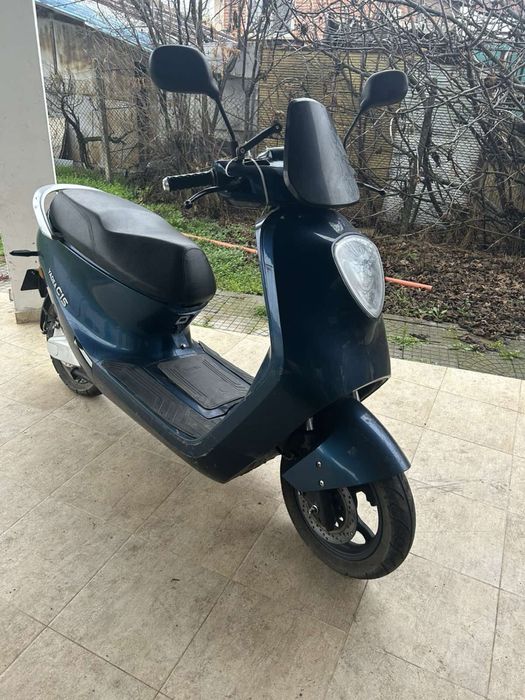 Продавам електрически скутер YADEA C1S 2200W