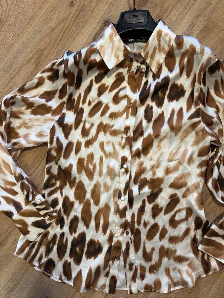 Риза Zara в принт лепорд