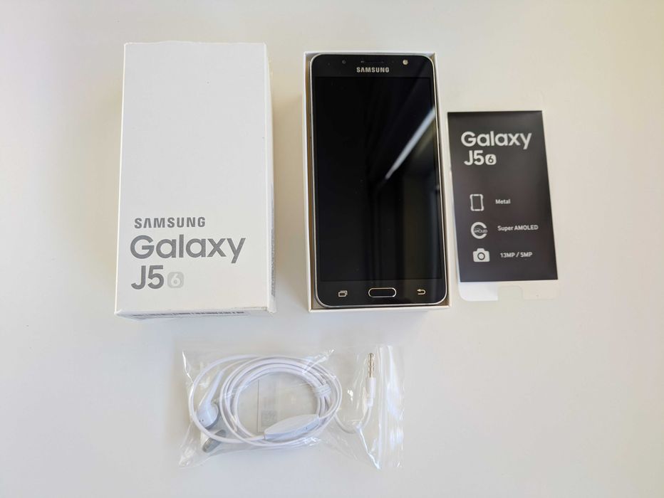 Samsung Galaxy J5 (2016) 5.2" + 28GB microSD