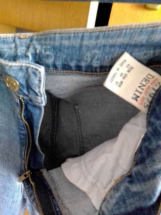 Дамски дънки завършващи с навиване на крачола