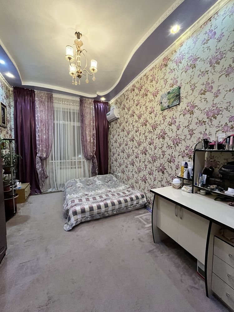 Продаётся 3х комнатная квартира, в банковском доме