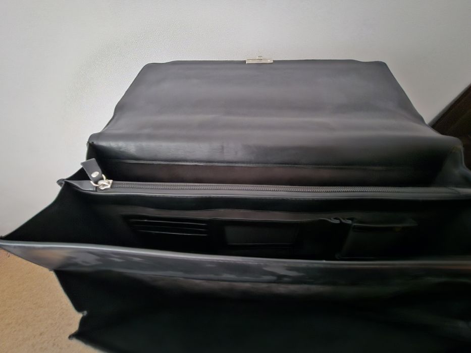 Кожаный Портфель мужской бренда AKA DERI