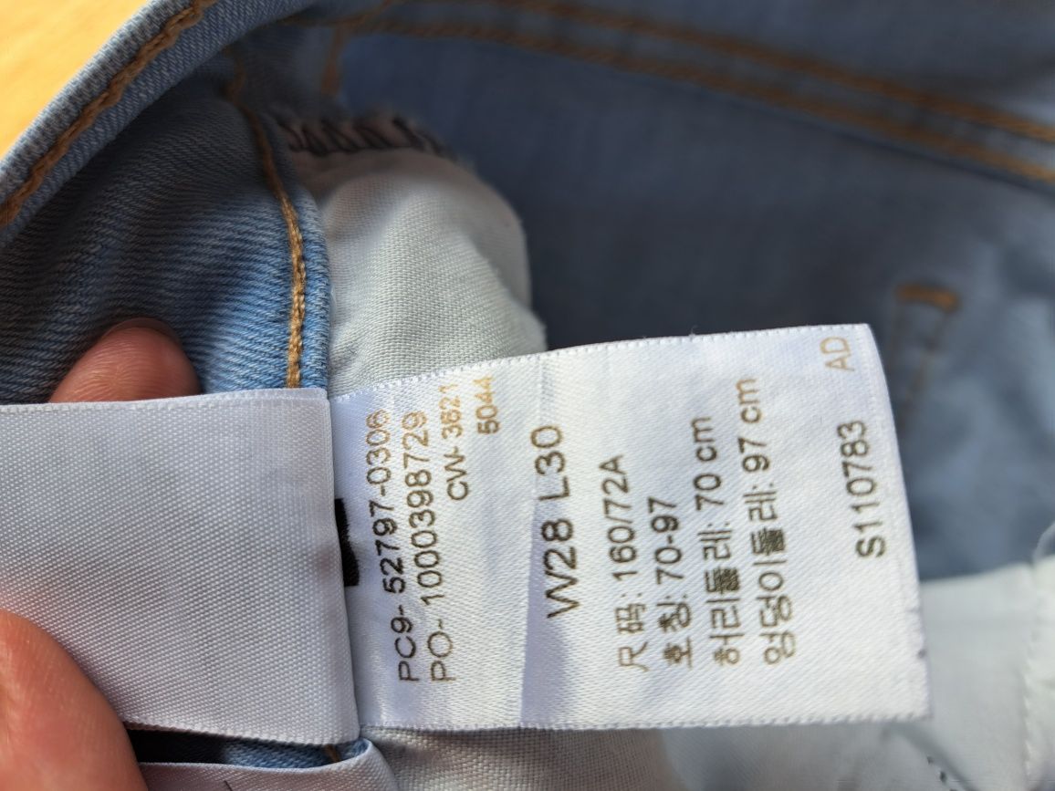 Нови дамски дънки Levi's и Calvin Klein 26