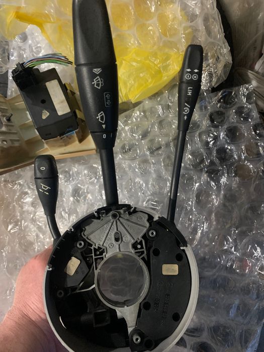 Лостчета светлини,мигачи,чистачки,и ключ за фарове за Мерцедес w220.