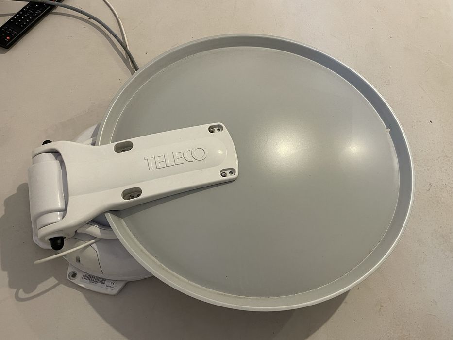 TV saltelit aut 12v Rulota Autorulota perfect funtionabil