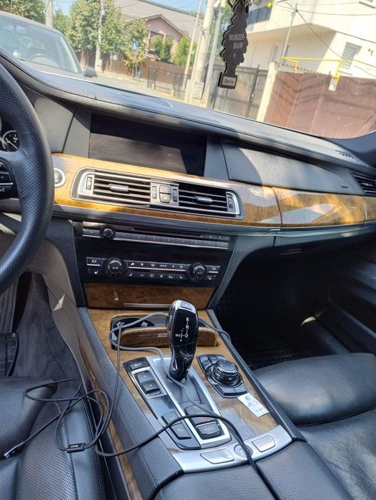 Bmw f01 f10 f30 seria 7   730D 2009 Individual,  5 butoane