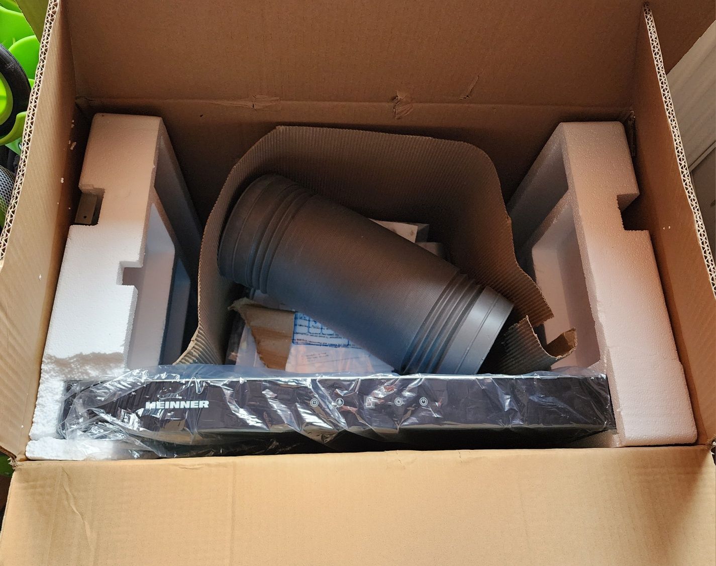 Hota bucatarie Heinner DCH-650TIX (60cm)