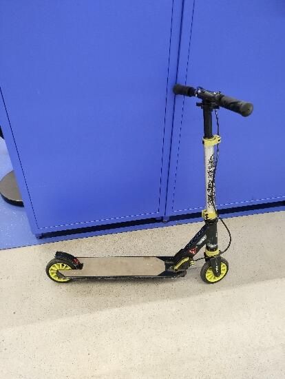 Trotinetă Mid 5 negru - produs resigilat - (SecondHand) Decathlon