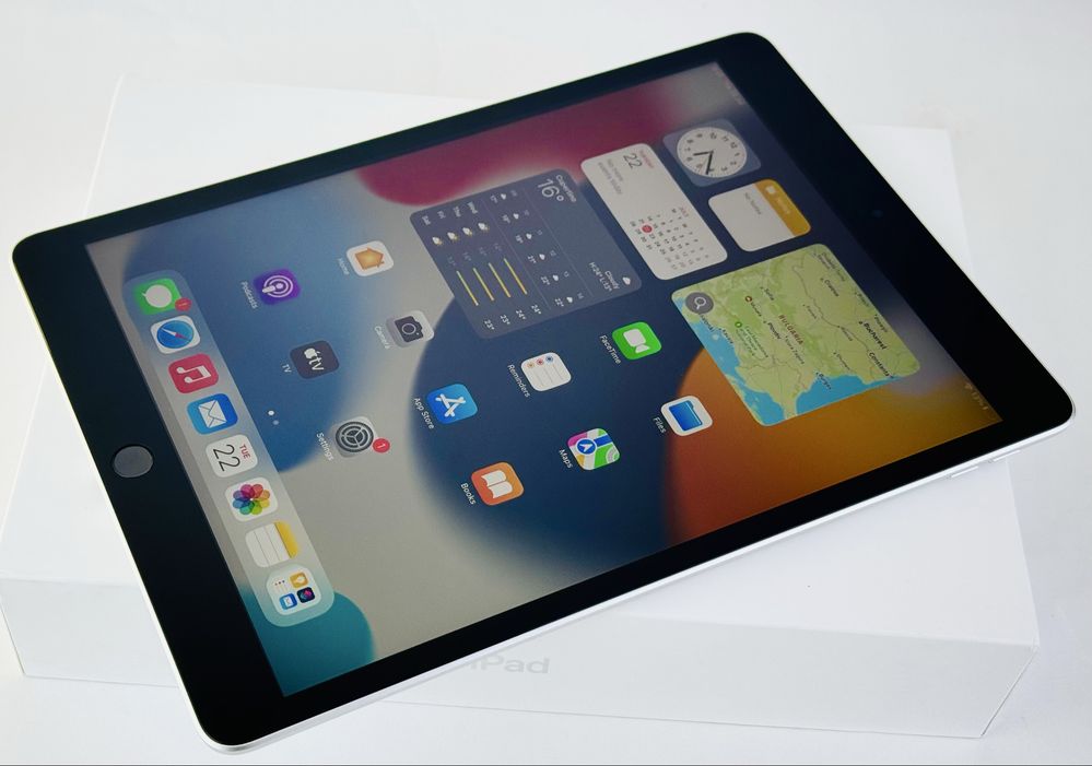 Apple iPad 9 64GB WiFi Silver Перфектен! Гаранция!