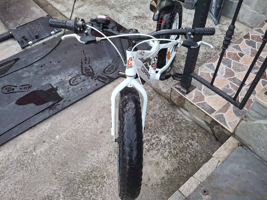 Детски велосипед DRAG 20 в много запазен.