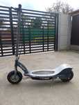 Trotinetă electrică Razor E300