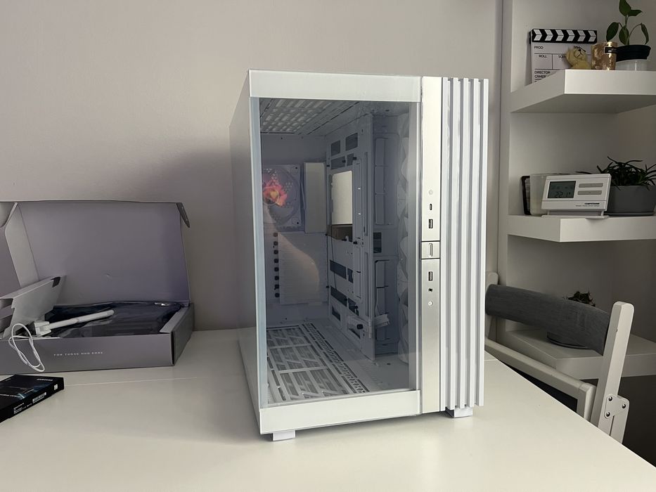 Vand carcasa bequiet! Light Base 900FX