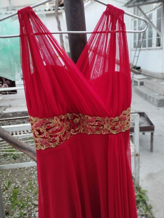 Вечерняя платье.