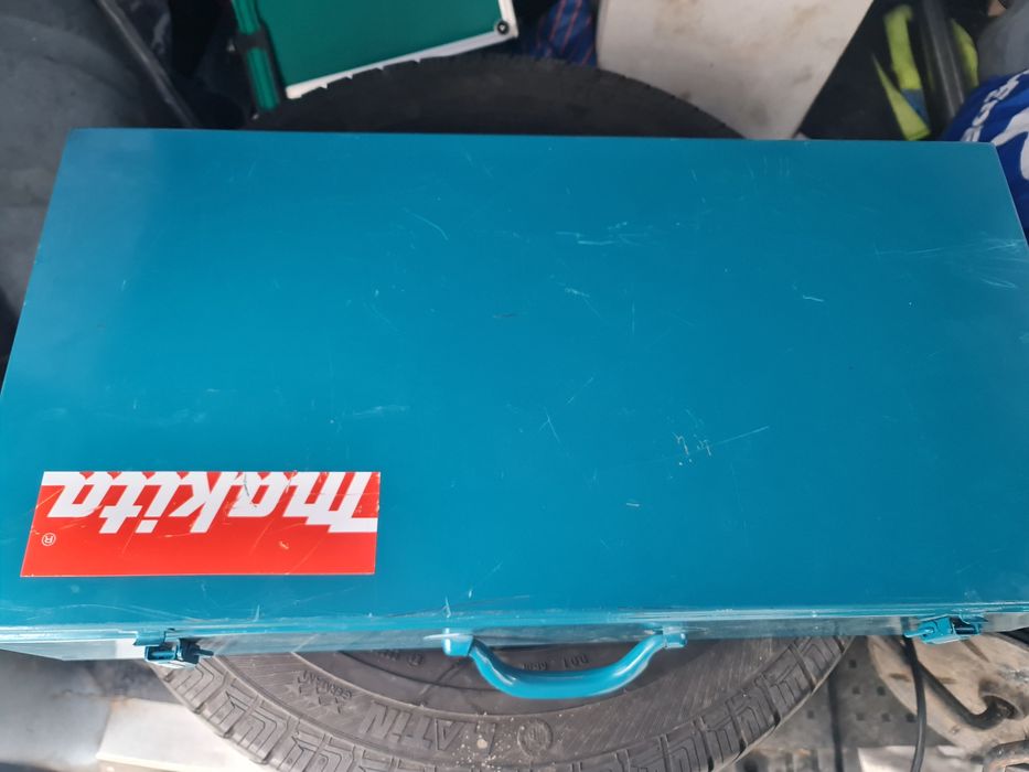 Makita DBM 131 nefolosita