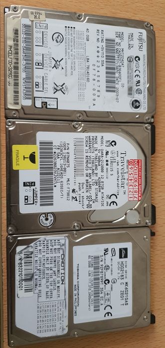 Vând 3 hdd IDE...ATA