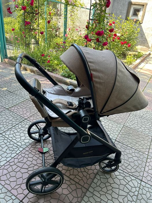 Продам детскую коляску