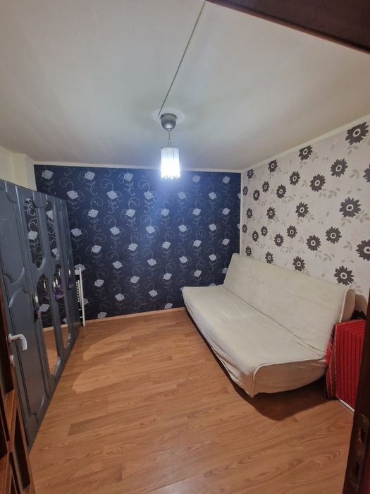 Garsoniera la curte cu utilități incluse in chirie