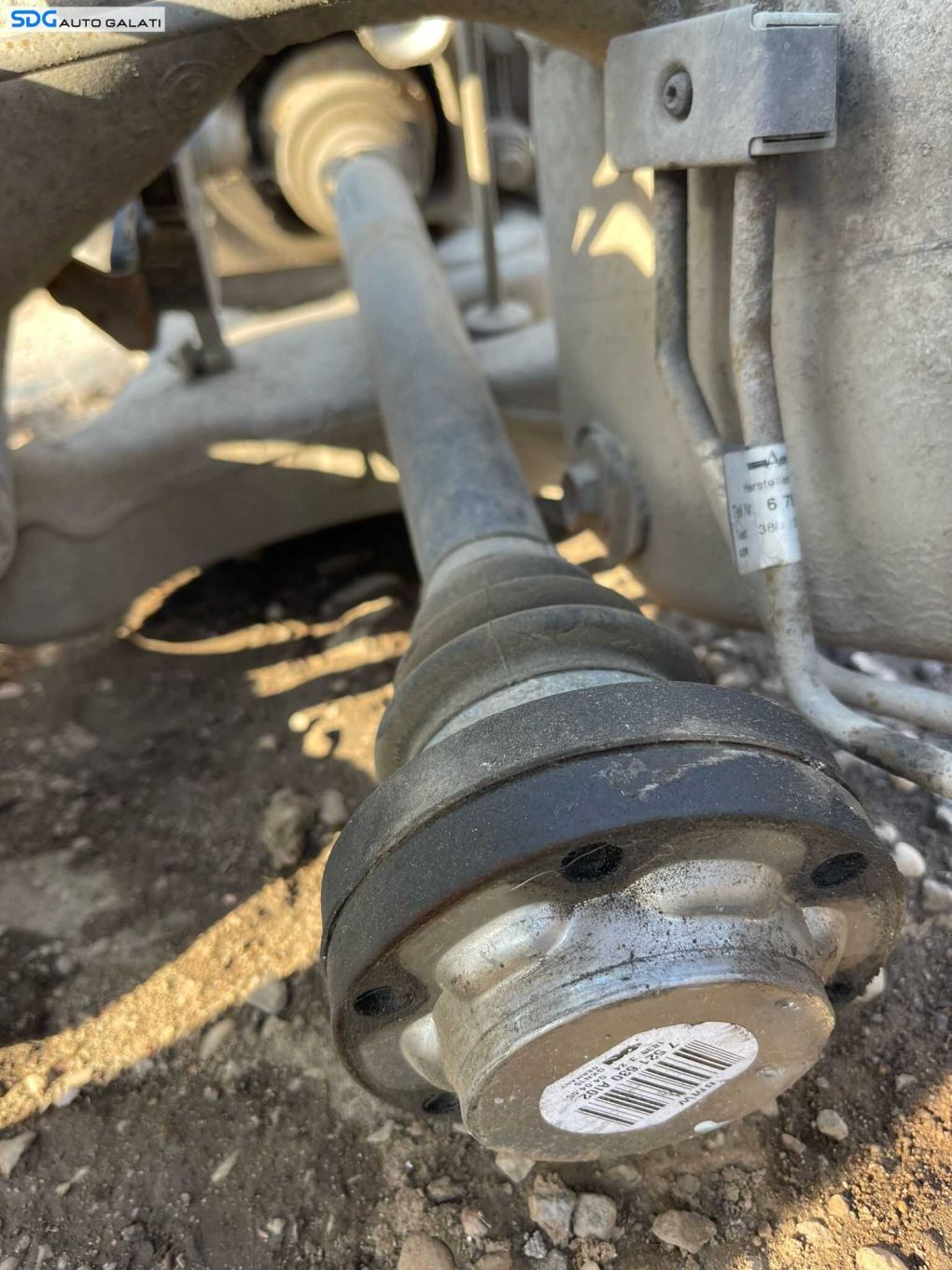 Planetara Dreapta Spate BMW Seria 6 E63 E64 635 3.0 D 2003 - 2010 Cod (sunt la fel stânga cu dreapta) Cod 7521630 7521630AI02 [B4115] [B4110] [B4111]