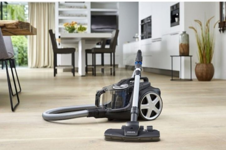 Aspirator fara sac Philips seria 7000