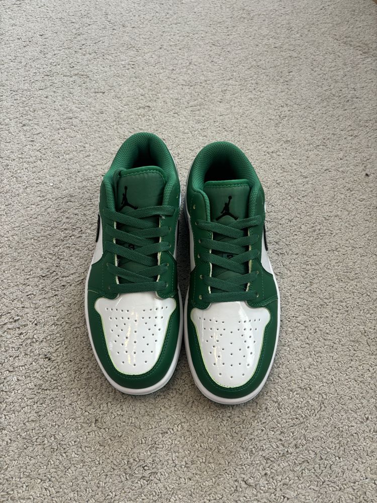 Jordan 1 low pine green