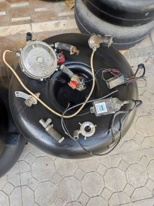 Propan gazbalon komplekt 48 litr 2014 yil