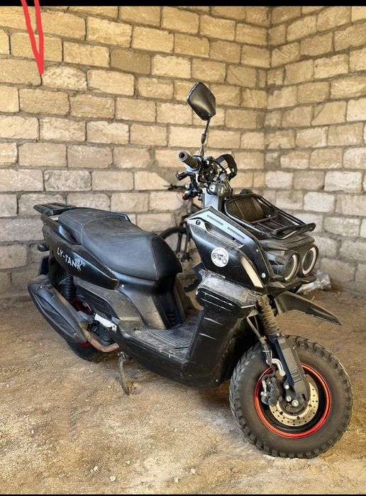 Продам мопед танк