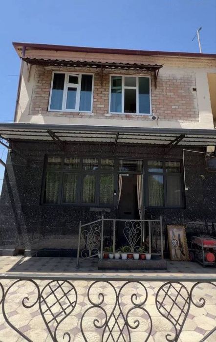 Срочно своя 3х комн янги Узбекистан янгибазар сентер