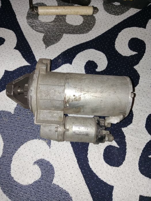 Продам стартер на ваз2107