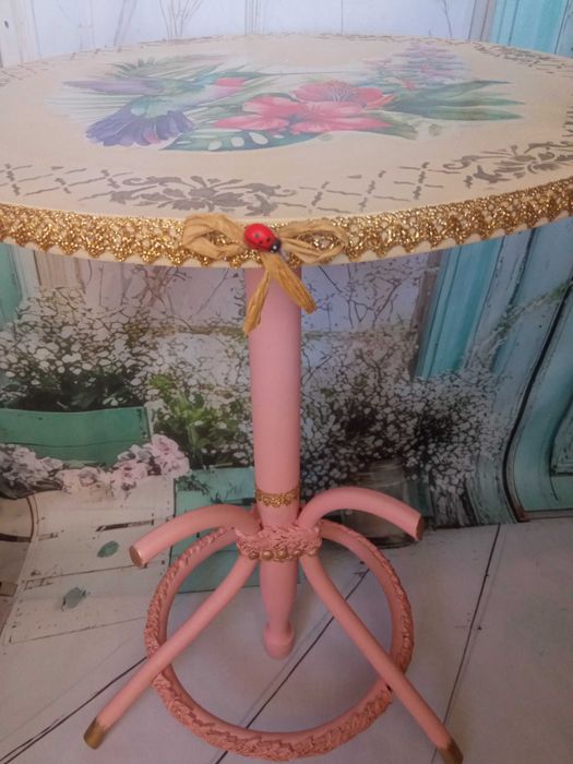 Реновирано нощно шкафче