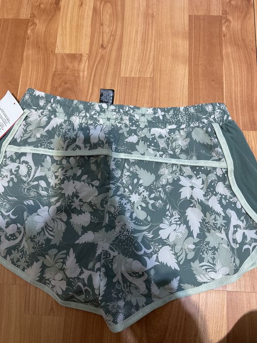 Pantaloni scurti dama karitraa