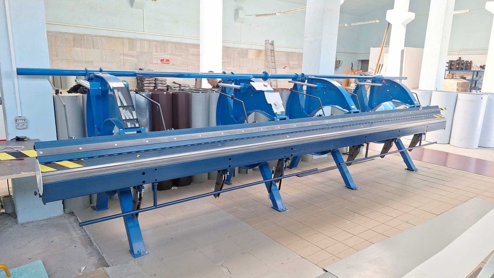 Машина за огъване на ламарина, абкант 6 м.