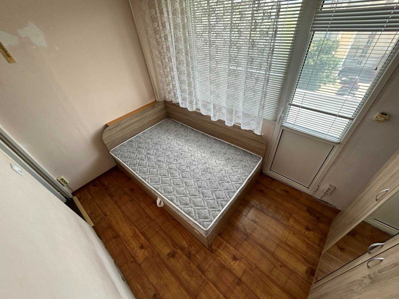 Продава се Едностаен апартамент в Козлодуй - 41 кв.м за 1132 €/кв.м - Снимка #4