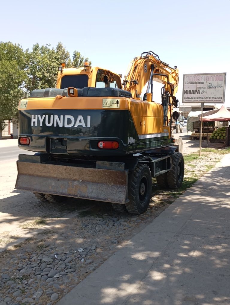 Hyundai 140w sotiladi