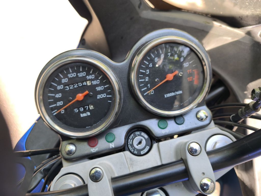 Suzuki GS 500 f 2005, funcționează perfect, se poate conduce cu A2