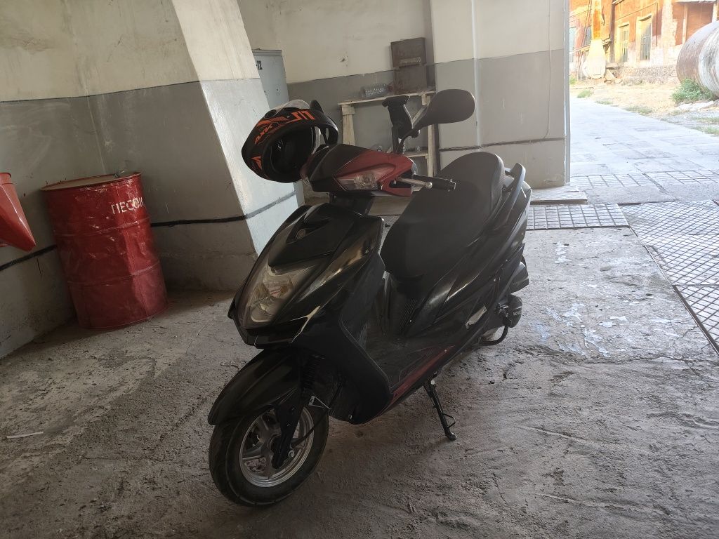 Kawasaki 150kub 600$