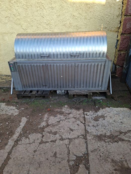 Шпарчан-скребмашина для свиней